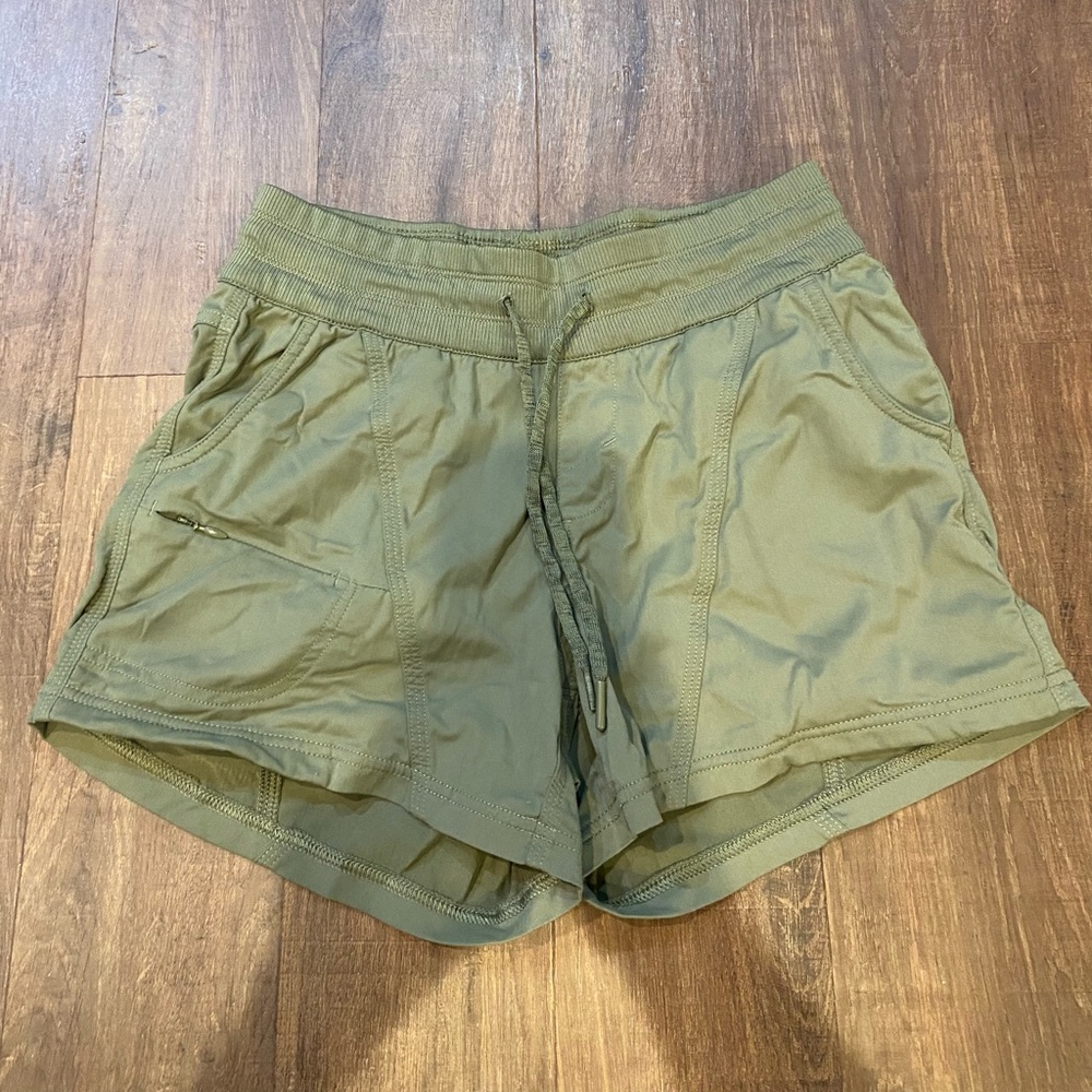 Women’s north face shorts